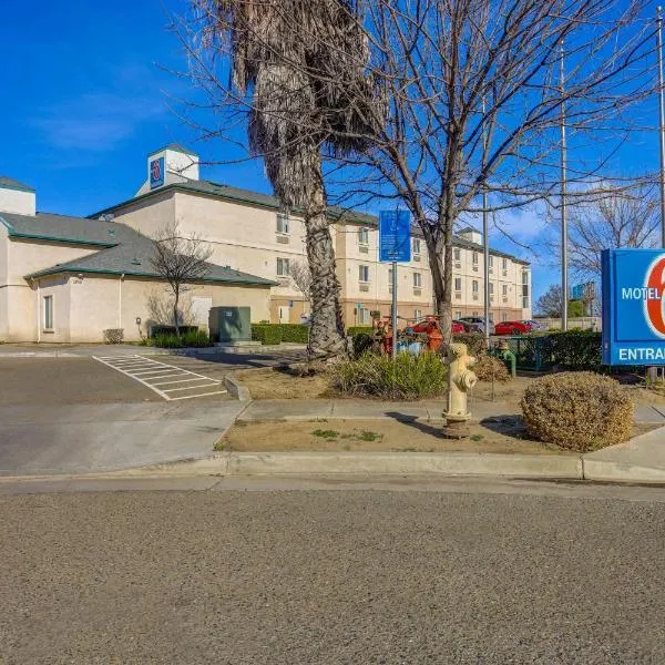 Motel 6-Lemoore, CA, ξενοδοχείο σε Χάνφορντ