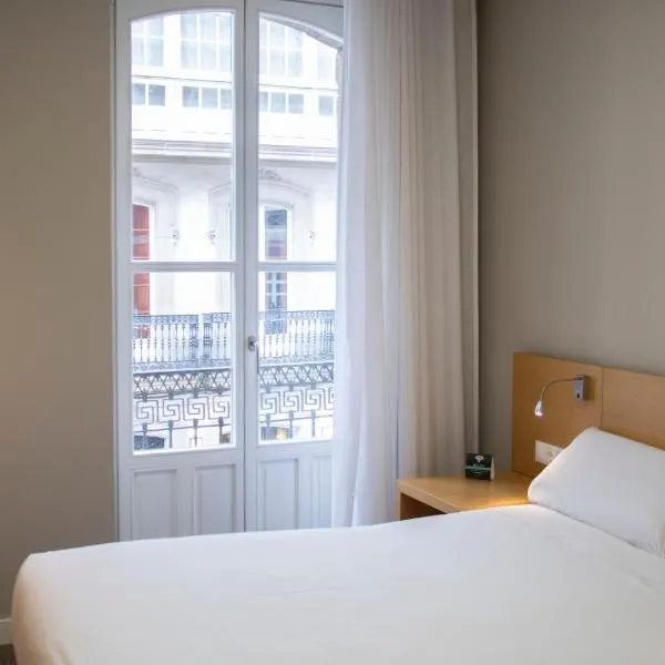 Alda Alborán Rooms, hotel v destinaci A Coruña