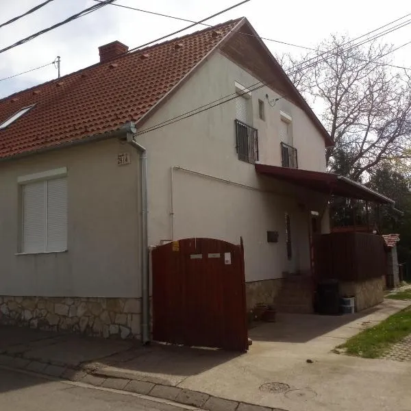 Budai Vám Apartmanház, hotel v destinaci Pécs