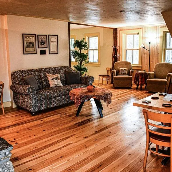 Brook Road Inn, hotel in Sunapee