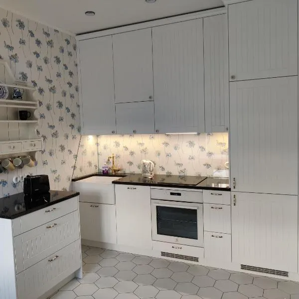 Esplanaadi Luxury Apartment, hotel in Pärnu