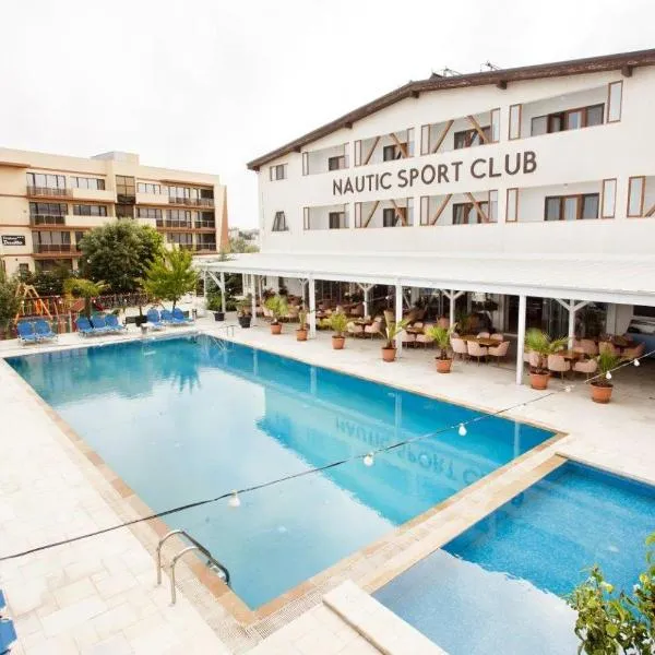 航海運動俱樂部酒店，北瑪麥亞–納沃達里的飯店