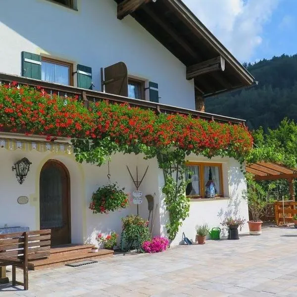 Haus Wiesenrand Kurz, hotel v destinaci Berchtesgaden