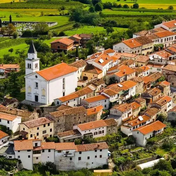 Apartma in soba Vipavski Križ, hotel v destinaci Ajdovščina