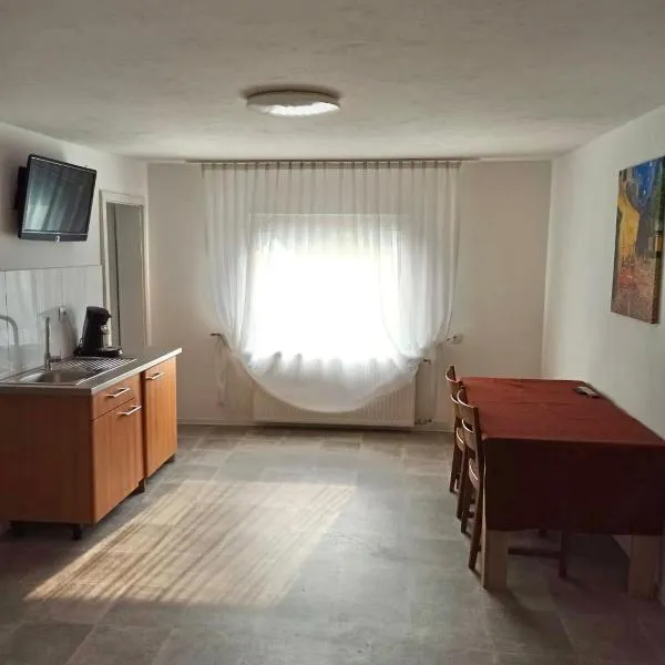 Apartments zum stillen Winkel, hotel en Niederbreitbach