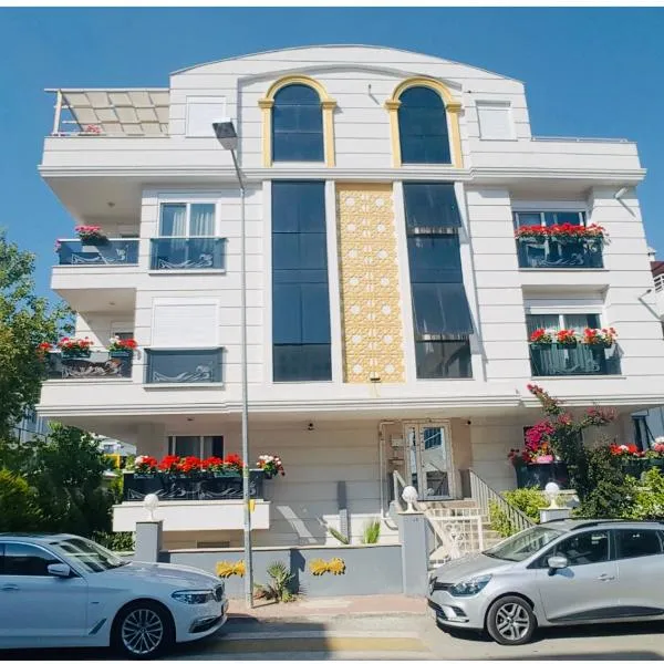 Royal Loft Suit, hotel v destinaci Antalya