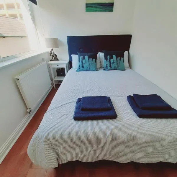 Cosy 1 Bedroom Apartment in the Heart of Llandudno, hotel in Llandudno