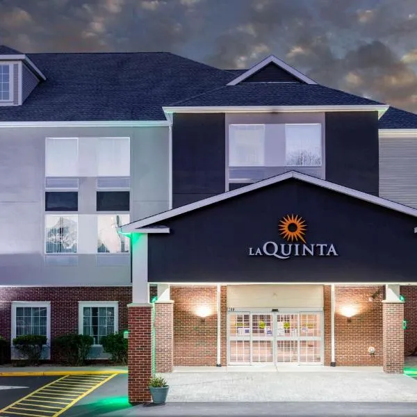 La Quinta by Wyndham Ely, отель в городе Эли