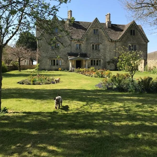 The Manor Farm Alderton, hotel in Chippenham