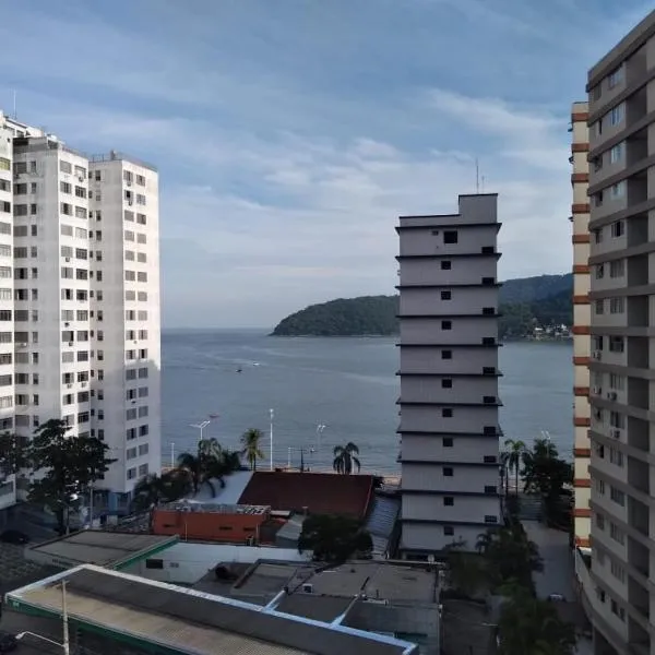 Sala living vista mar Wi-fi e smart tv, hotel in São Vicente