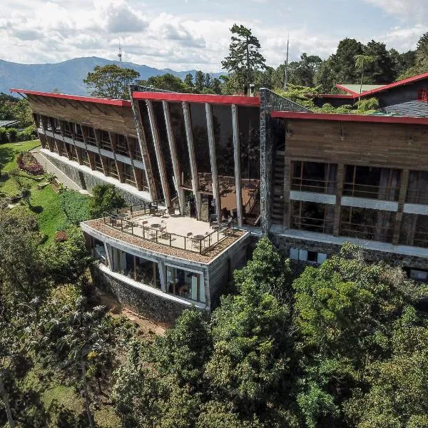 Hotel Piedras Blancas - Comfenalco Antioquia, hotelli kohteessa Guarne