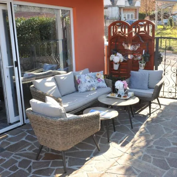 Shanti Home, hotel v destinaci Lovran