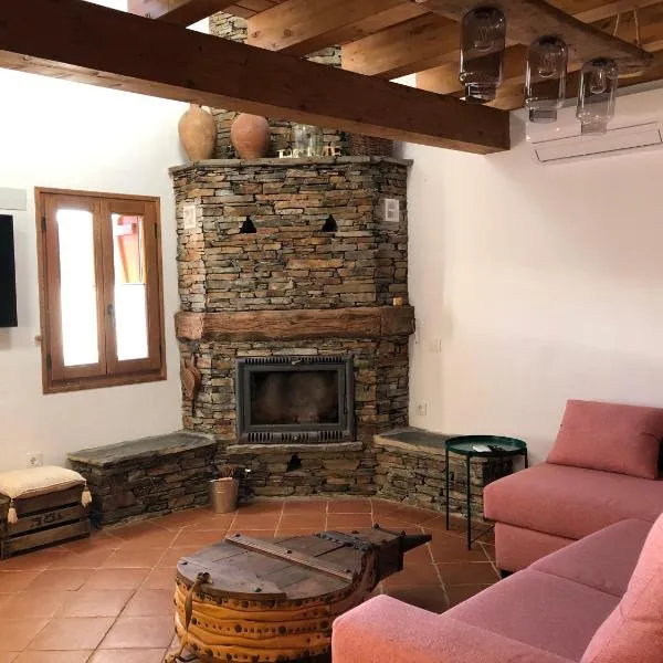 Refugios Del Valle Negro, hotel en Campillo de Ranas