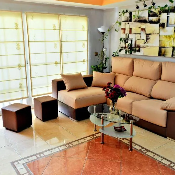 Bonito apartamento céntrico y cerca de la playa., hotel v Malagi