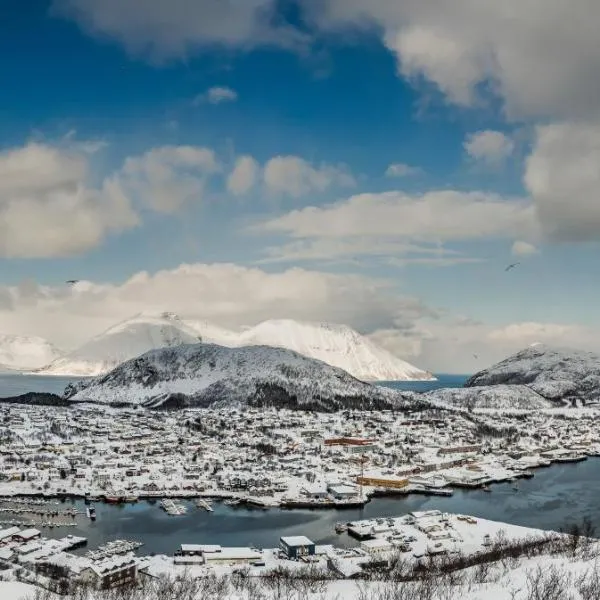 På Hjørnet Gjestehus, hotel v destinaci Skjervøy