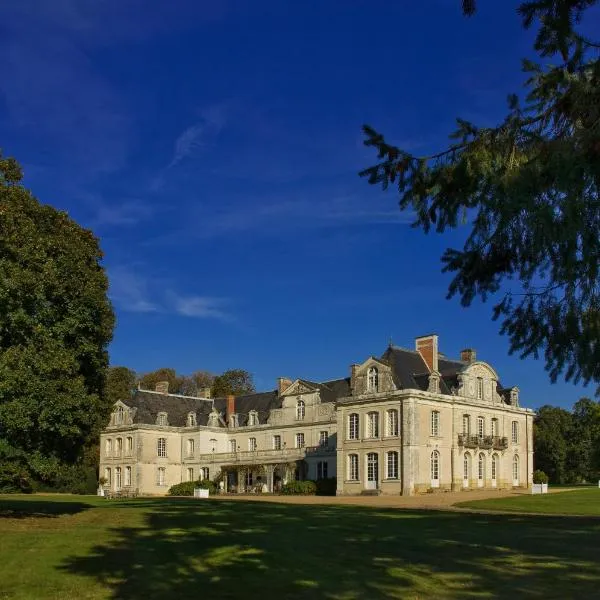 Château Des Briottieres, hotel in Contigné