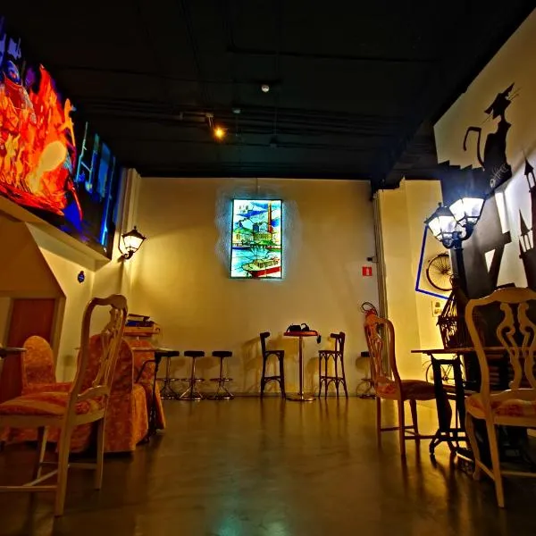 All Iron Hostel, hotel v destinaci Bilbao