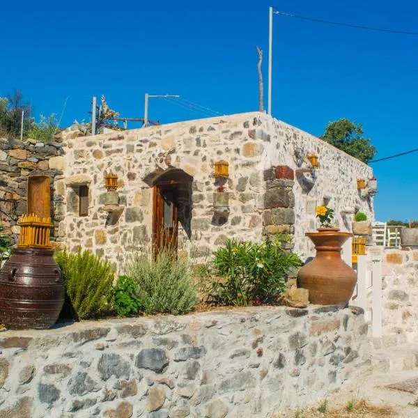 Palaiokastro Traditional House, hotel en Mandrakion