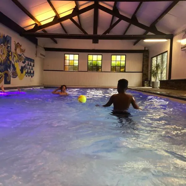 Domaine De L'Ardoisiere, hotel ad Alle