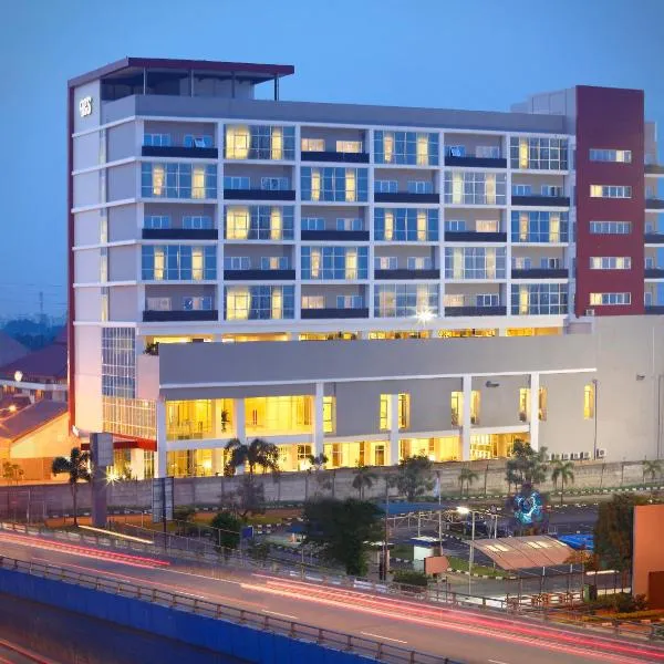 Hotel Santika Cikarang, hotel en Cikarang