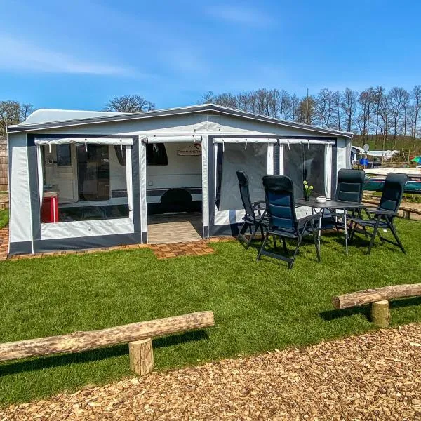 George Glamper MEERZEIT, hotel in Belau