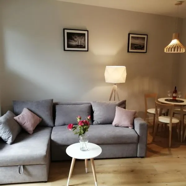 Apartament nad morzem KOŁO BRZEGU, hotelli kohteessa Kołobrzeg