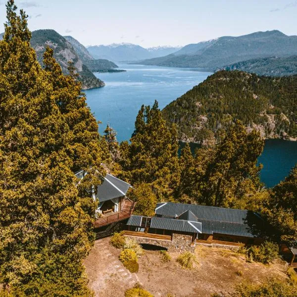 Arrayan Lake View Mountain Lodge & Casa De Te Arrayan, готель у місті Вілла-Меліквіна