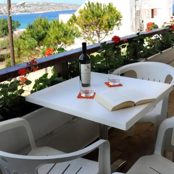 Ekavi Apartments, hotel di Sitia