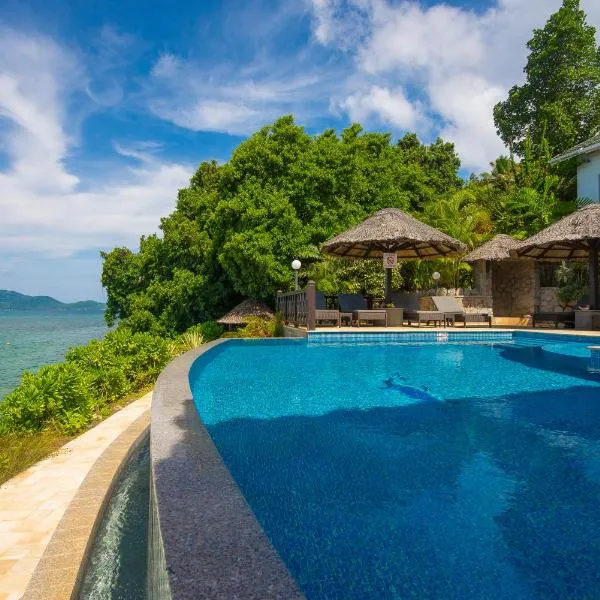 Colibri Hotel, hotel v destinaci Baie Sainte Anne