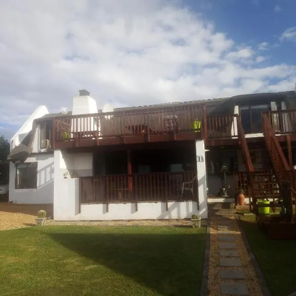 Chilli Moon B&B โรงแรมในBotterkloof