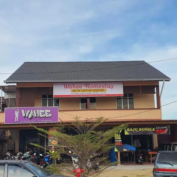 Viesnīca OYO 90252 Penginapan Wahee pilsētā Bukit Payong