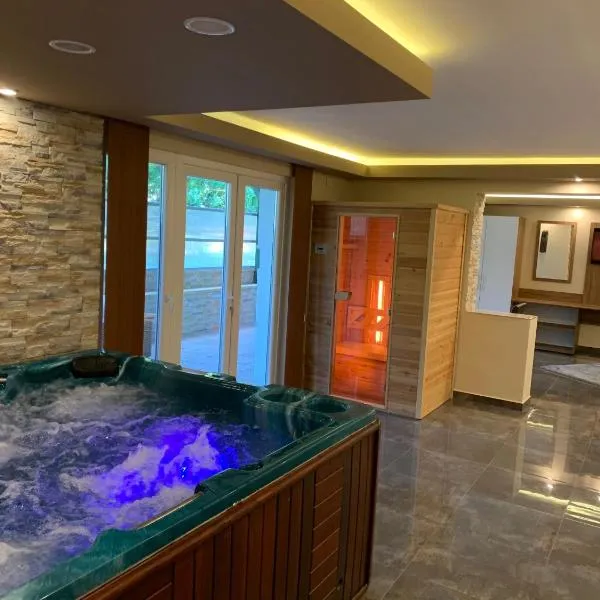 The Jakuzzi Room Miskolctapolca, hotel v destinaci Miskolc