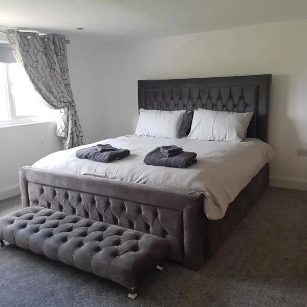 Brendan's Apartment On Same Grounds As Family Home – hotel w mieście Gracehill