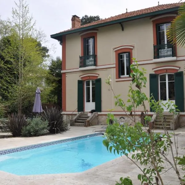 Les Villas de la Ville d'Hiver Palissy et Velleda, hotel i Arcachon