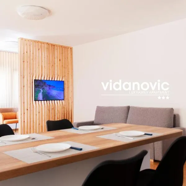 Lux Family Apartment Vidanovic, hôtel à Pirot