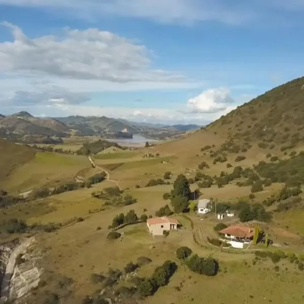 Casa Aposentos - Finca Camino al Cielo, hotel a Tausa Viejo