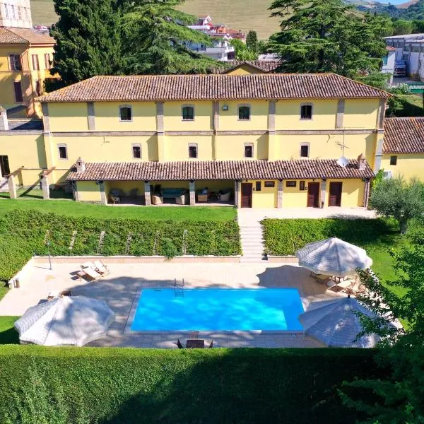 Agriturismo Villa Irelli, hotel v destinaci Castellalto