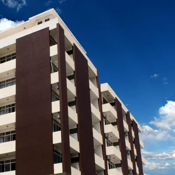 Hotel Embaixador, hotel v destinaci Cruzeiro
