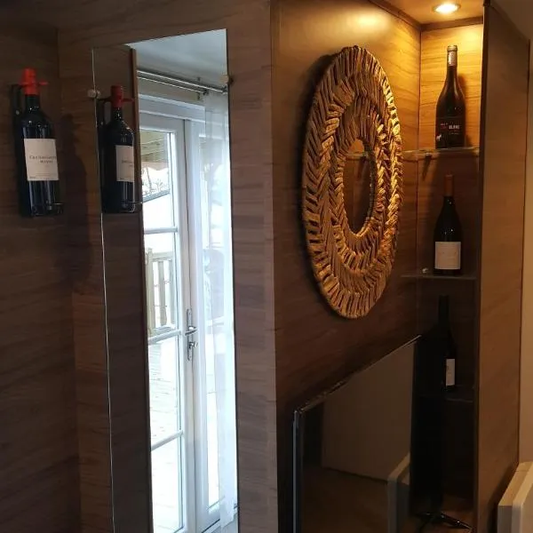 Côte d'Émeraude Mobilhome, hotel v destinaci Dinard