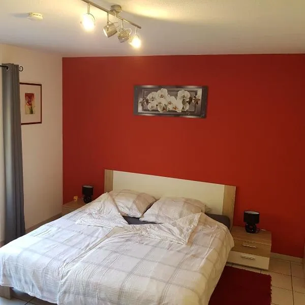 Zimmerappartement "Rose" - Ferienwohnungen Wagner & Gaul, hotel v destinaci Falkenauel