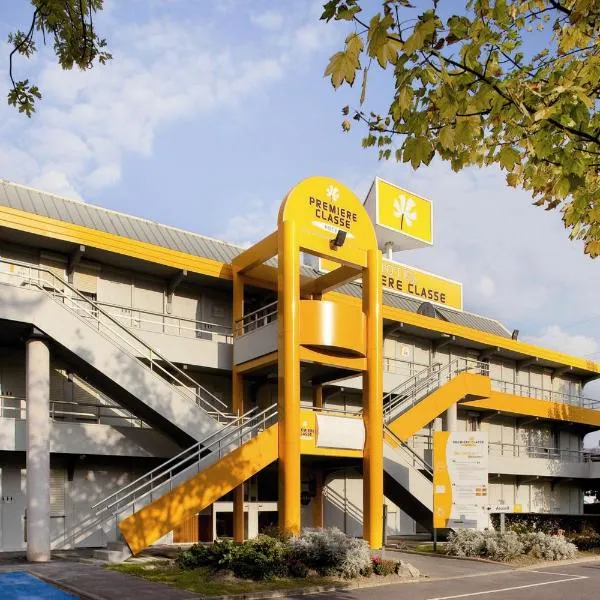 Premiere Classe Lyon Est Aeroport Saint Exupery, hotel en Saint-Exupéry