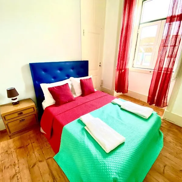 Standard Double room Chiado Central 5 with shared bathroom , Center of Lisbon