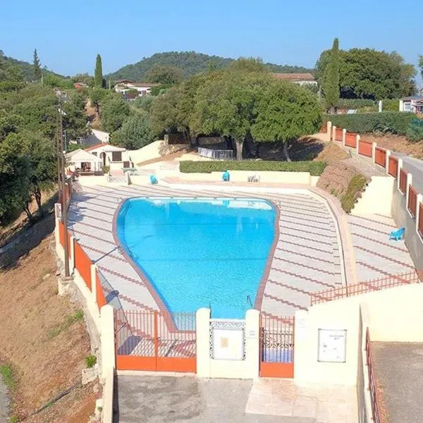 Chalet Var Canebières, hôtel au Muy