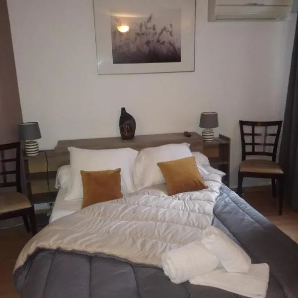 Hôtel Le Passage de Vallon, hotel v destinácii Vallon-Pont-dʼArc