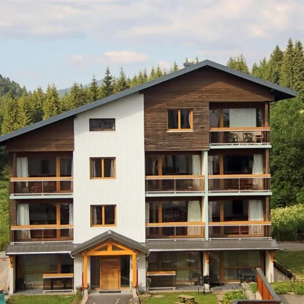 Les Berlicants, hotel v destinaci Mijoux