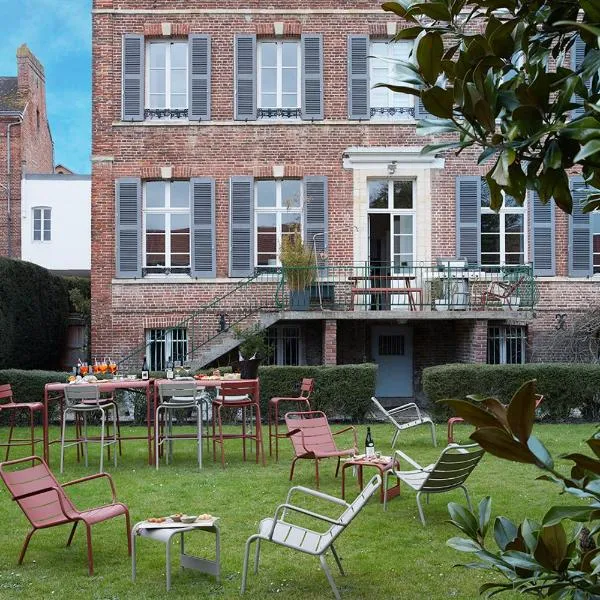 O DELA DE L'O, LE 64 - maison d'hôtes de charme entre Côte d'Albâtre et Baie de Somme、ウーのホテル