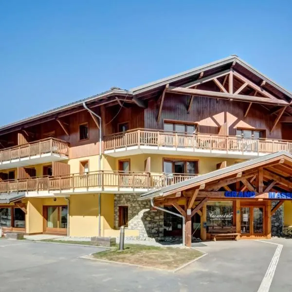 Vacancéole - Résidence Grand Massif – hotel w mieście Morillon