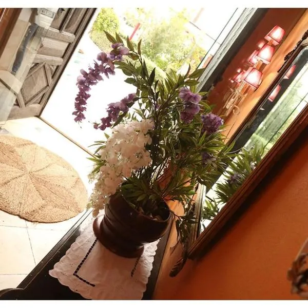 La Casona de Calderón Gastronomic & Boutique Hotel, hotel v destinácii Osuna