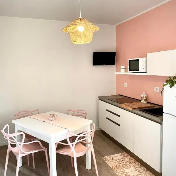 Appartamento Rosa – hotel w mieście Pacengo di Lazise