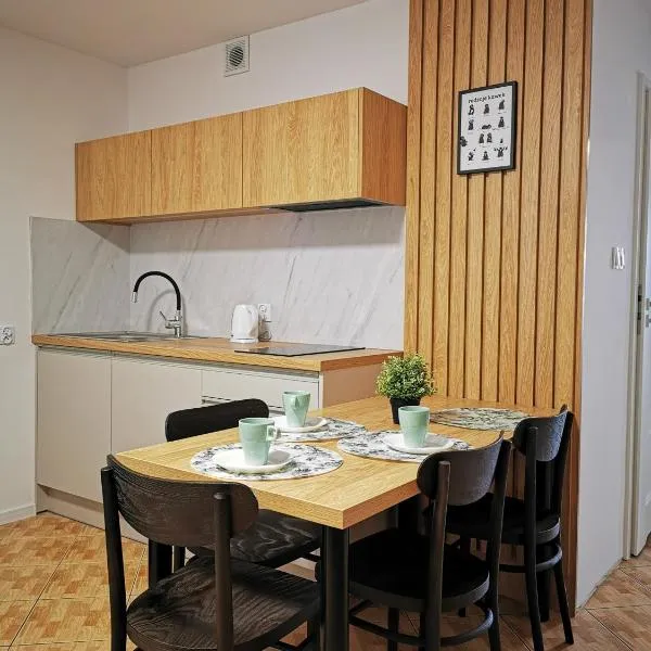 4 Pory Roku Apartamenty Domki Pokoje, hotel di Gniewino